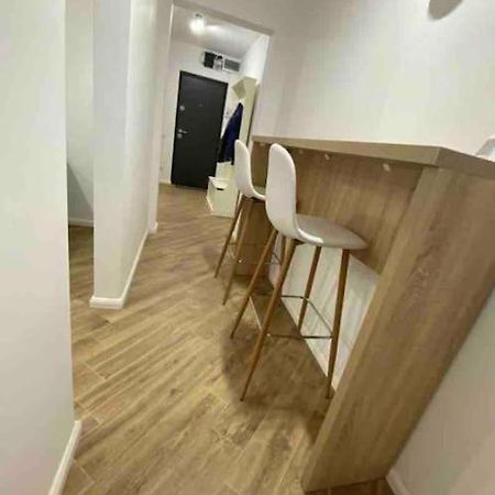 Enescu Flat Apartment Suceava Exterior foto