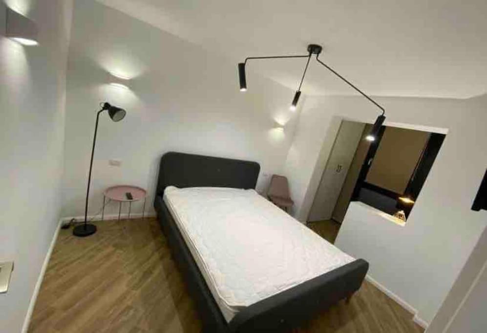 Enescu Flat Apartment Suceava Exterior foto